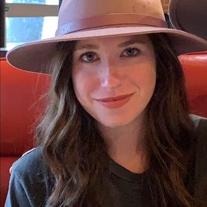 Meet your Posher, Erin